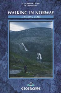 Baixar Walking in Norway: A walking guide (Cicerone Mountain Walking) pdf, epub, ebook